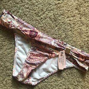 🆕 Victoria’s Secret Cheeky Swim Bottoms